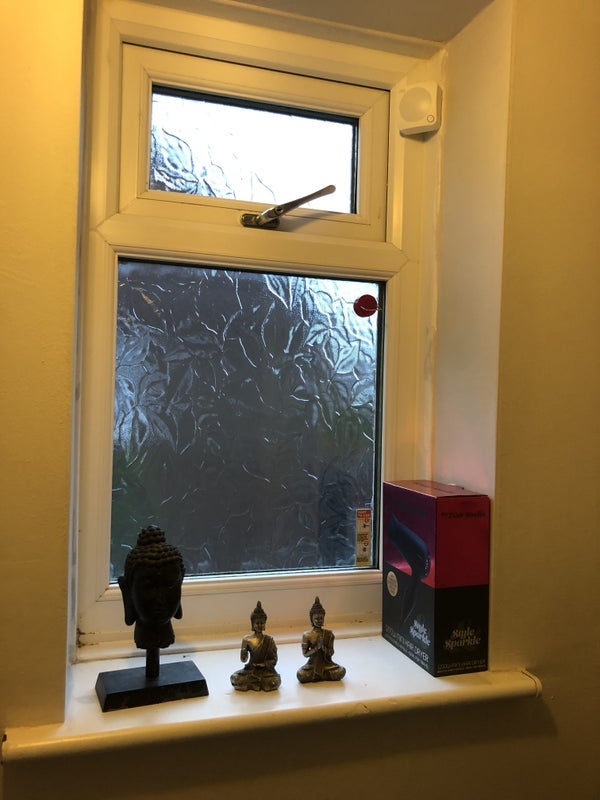 Room Barrowfield Road in Manchester