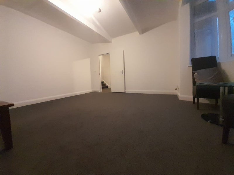 Room Galpin's Road in Greater London