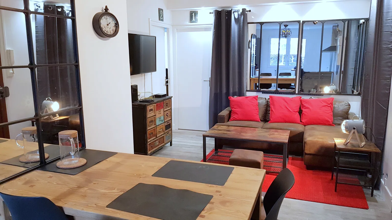 Room Avenue Nowy Targ in Évry