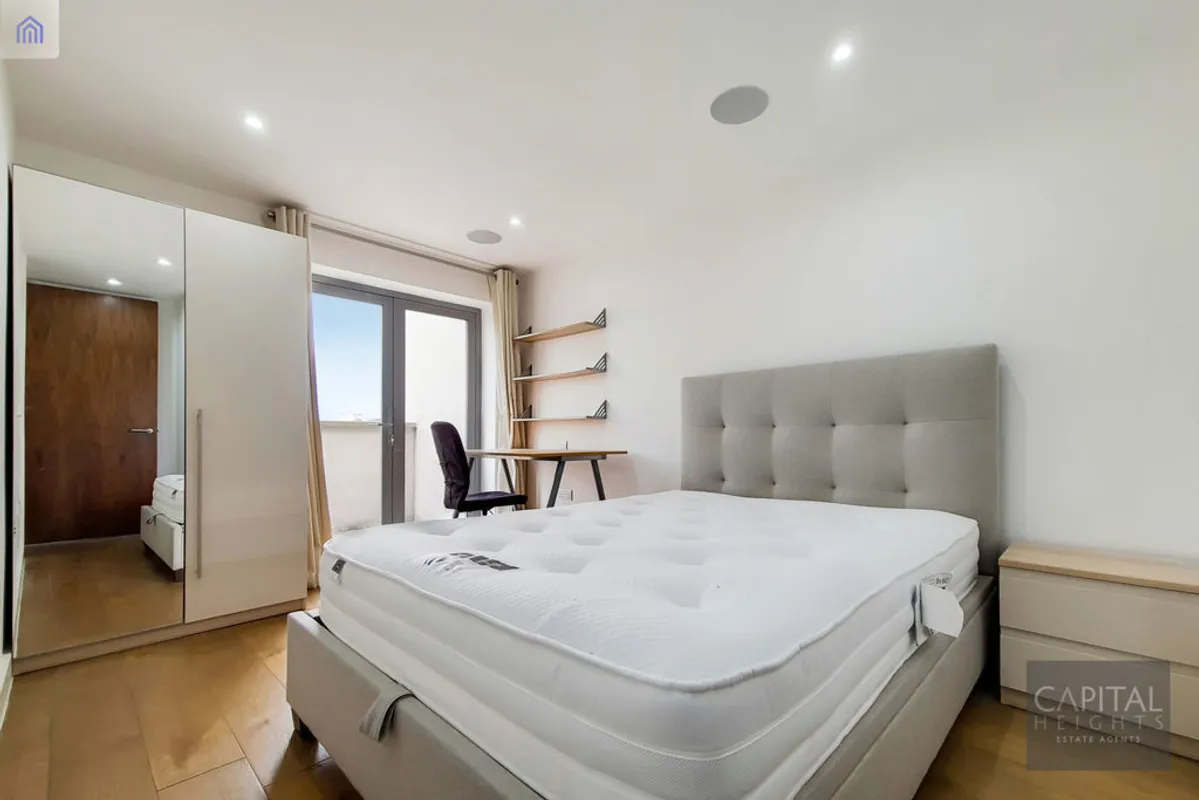 Flat Trinity Green in Greater London