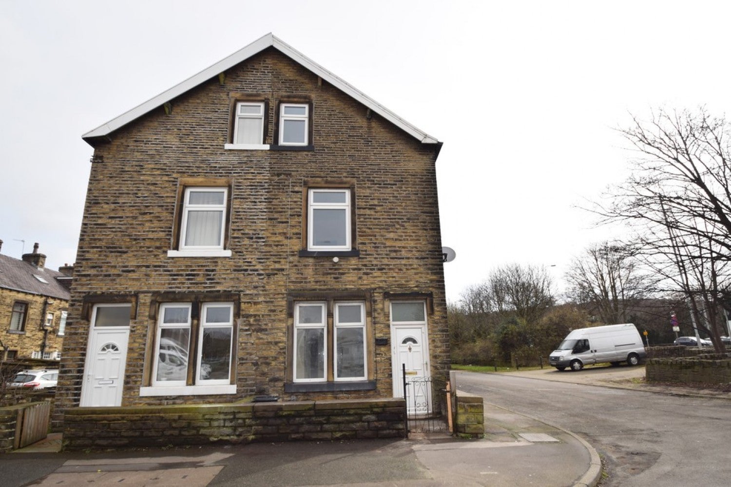 House A650 in Bradford