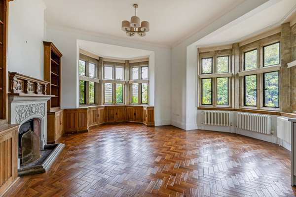 Flat Borde Hill Lane in Mid Sussex