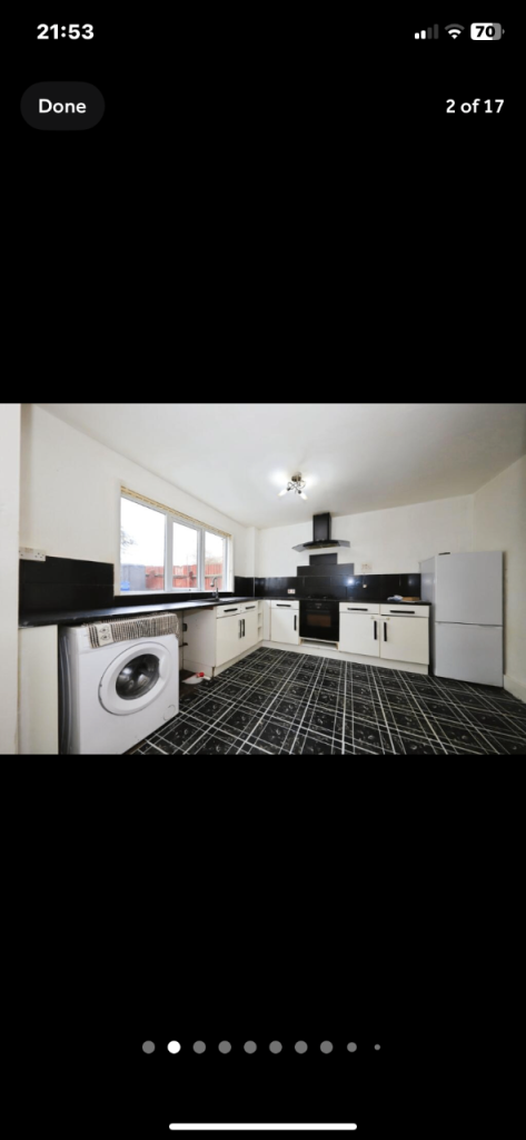 House Overton Walk in Wolverhampton