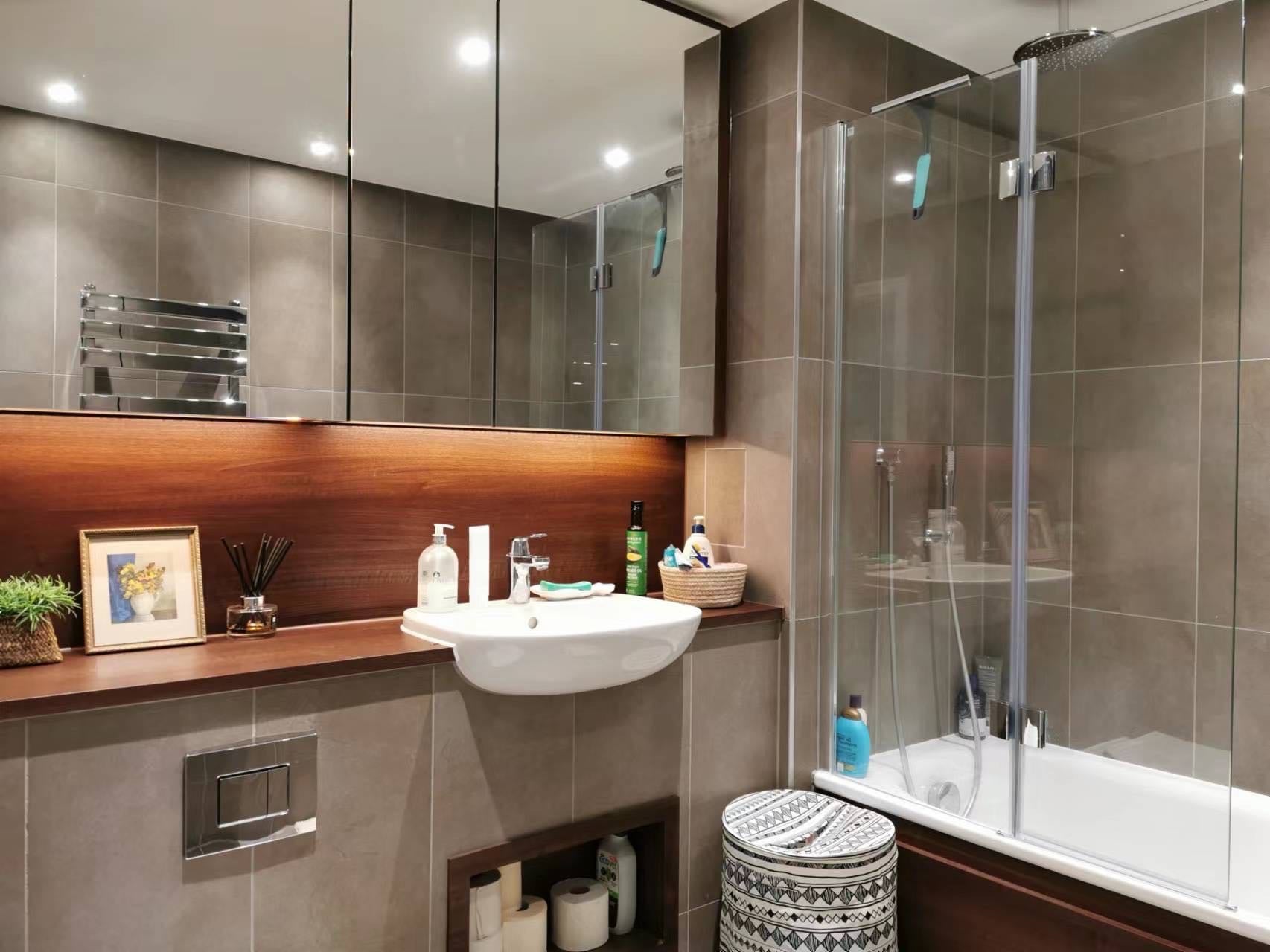 Flat Wandsworth Road in Greater London