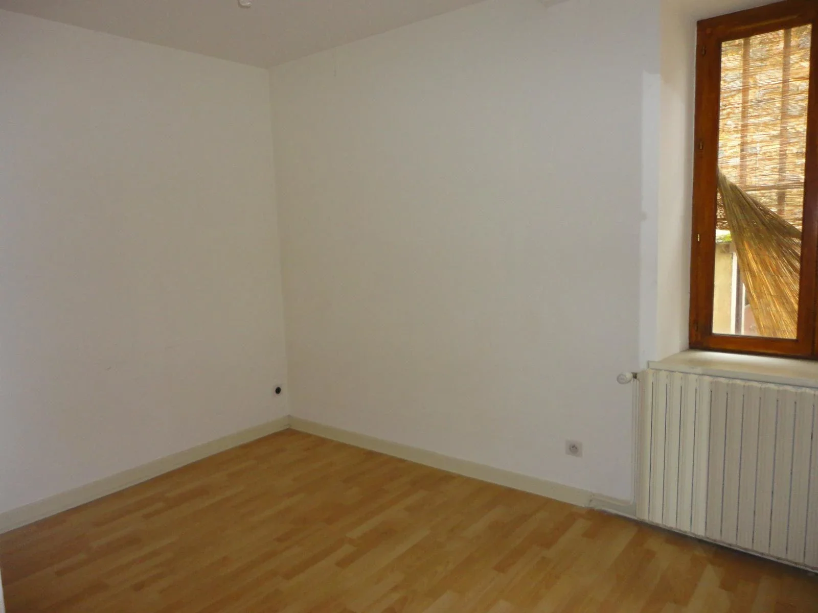 Flat Rue Centrale in Savigny