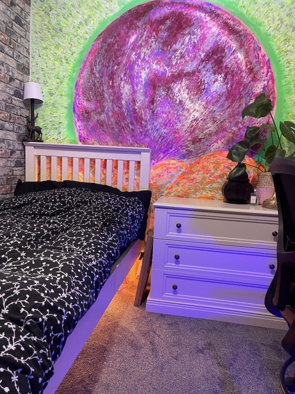 Room Whingate Grove in Leeds