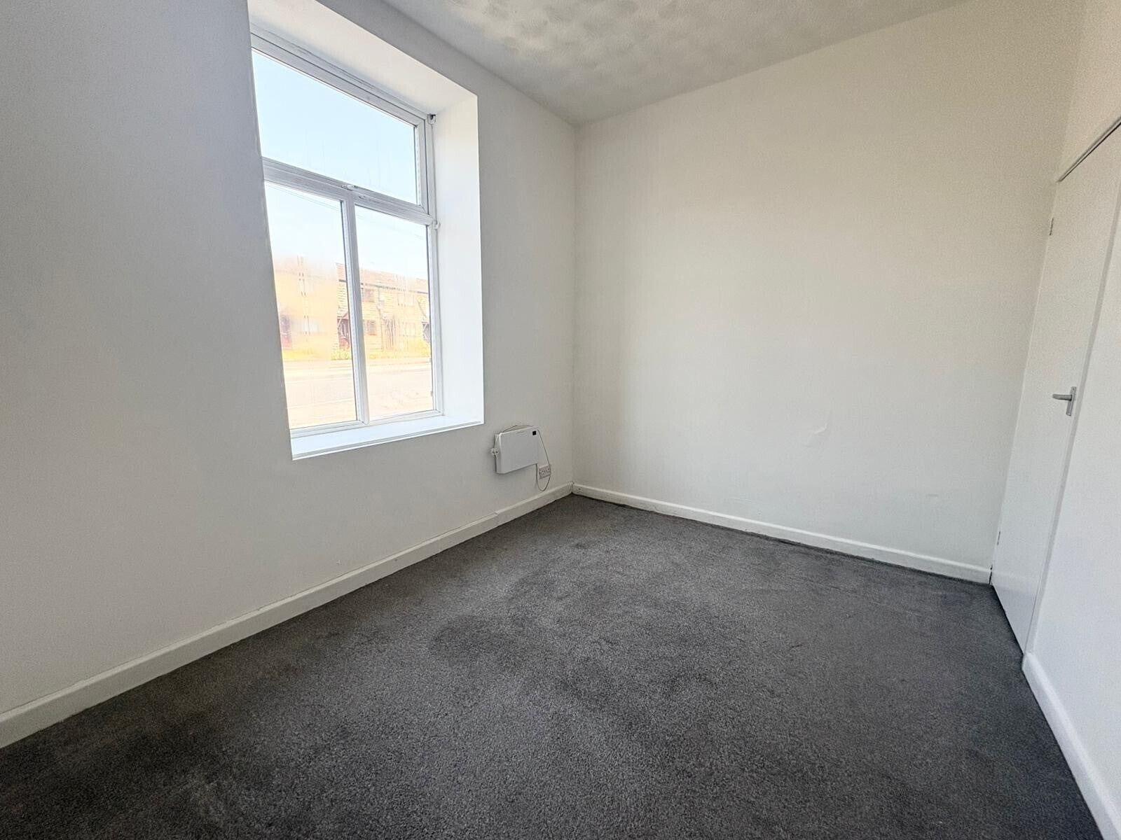 Flat Crostons Road in Bury