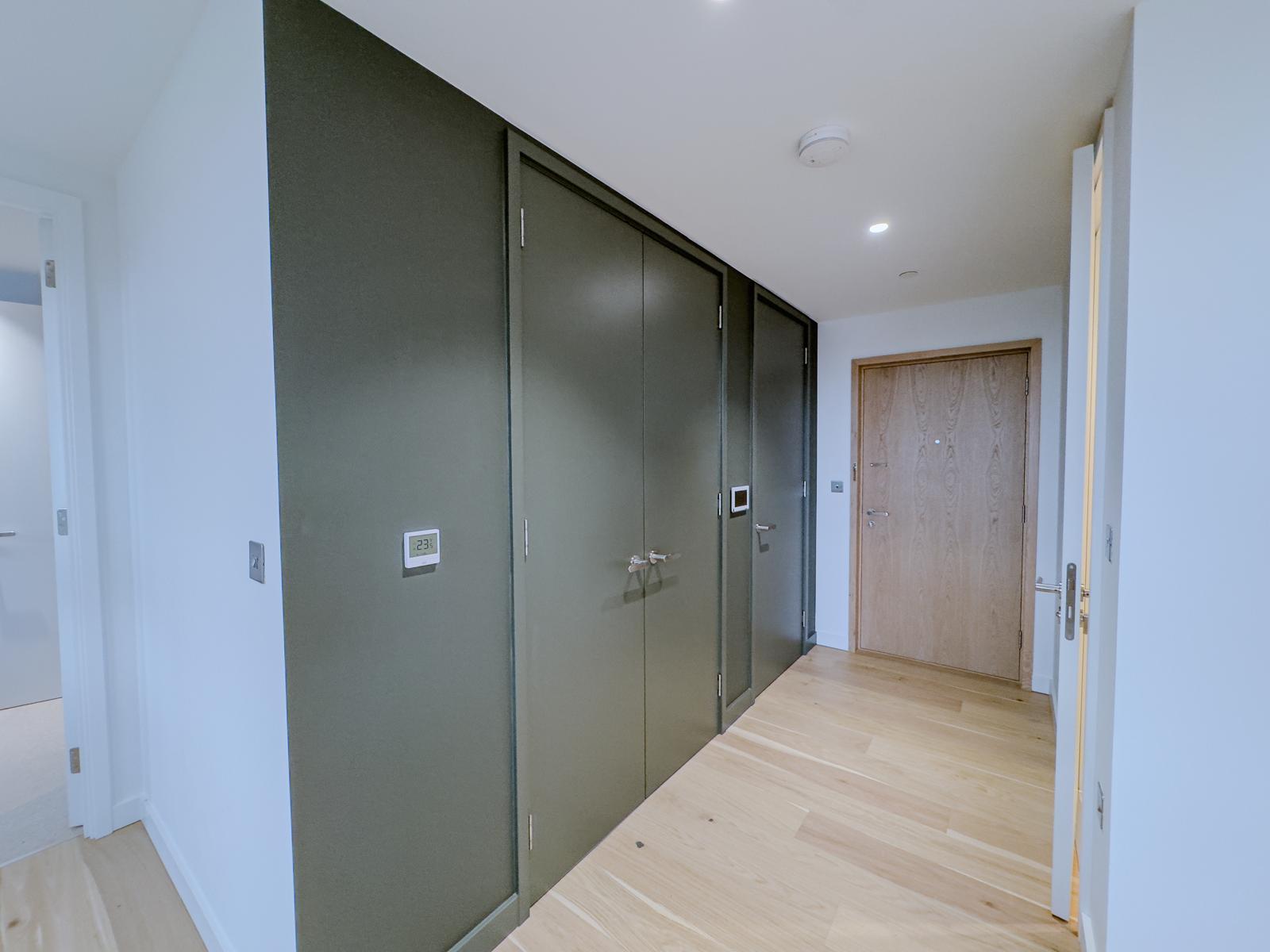 Flat East Parkside in Greater London