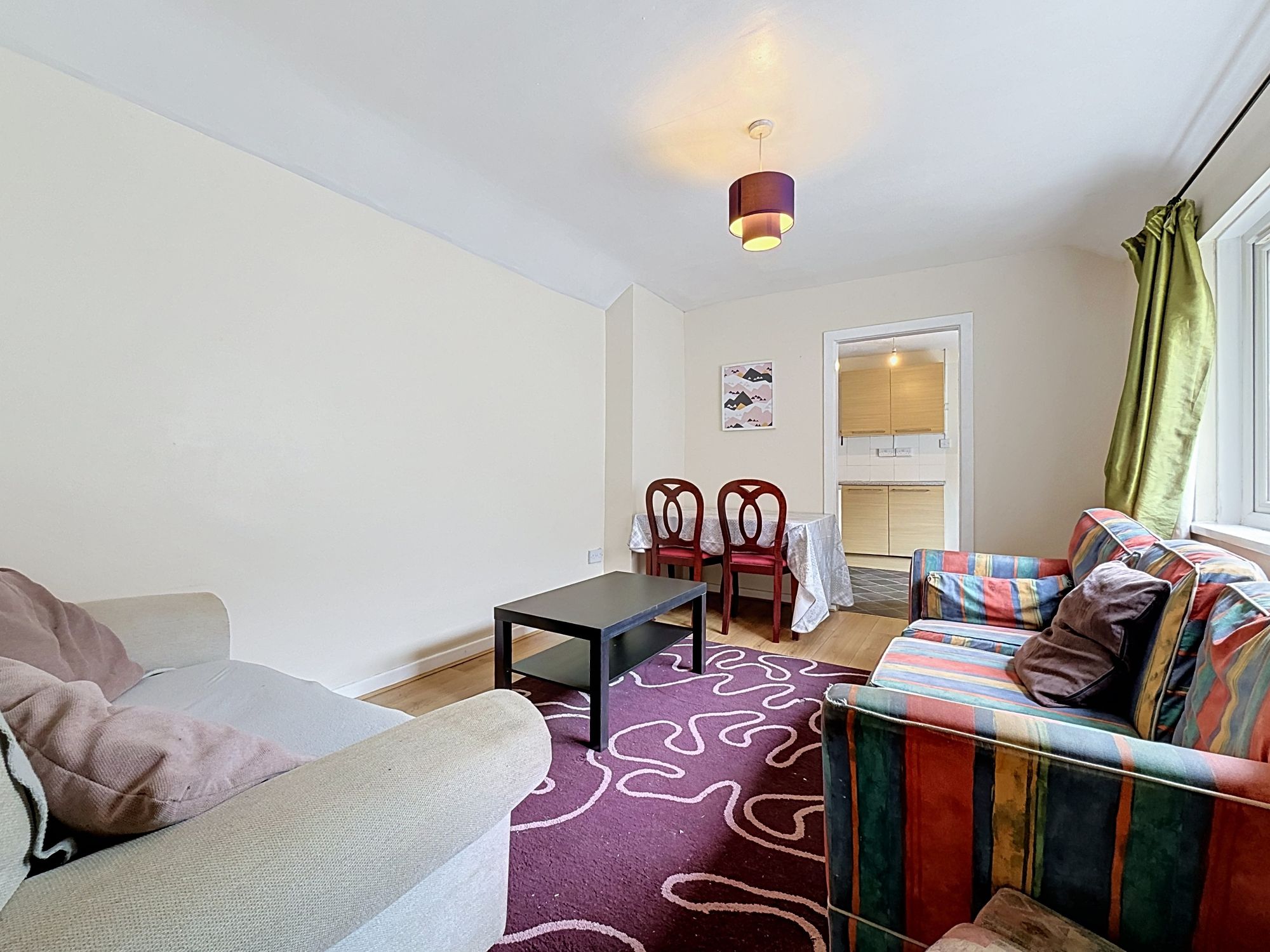 Flat Cathays Terrace in Cardiff