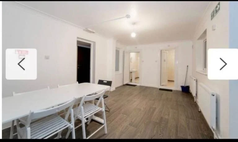Flat West End Lane in Greater London