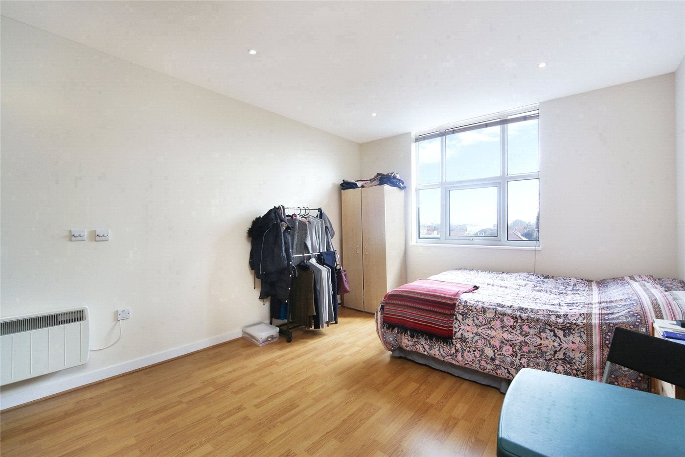 Flat Bromyard Avenue in Greater London