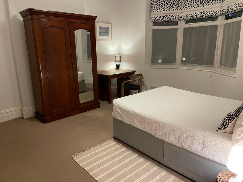 Room Howard Road in Bristol