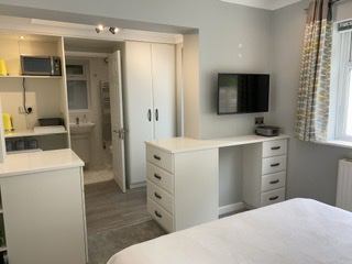 Room Heavytree Road in Poole