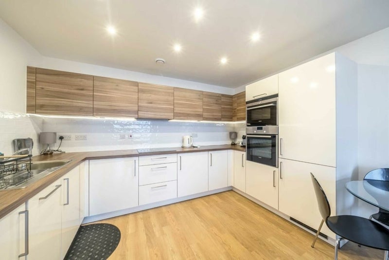 Room Burwell Walk in Greater London