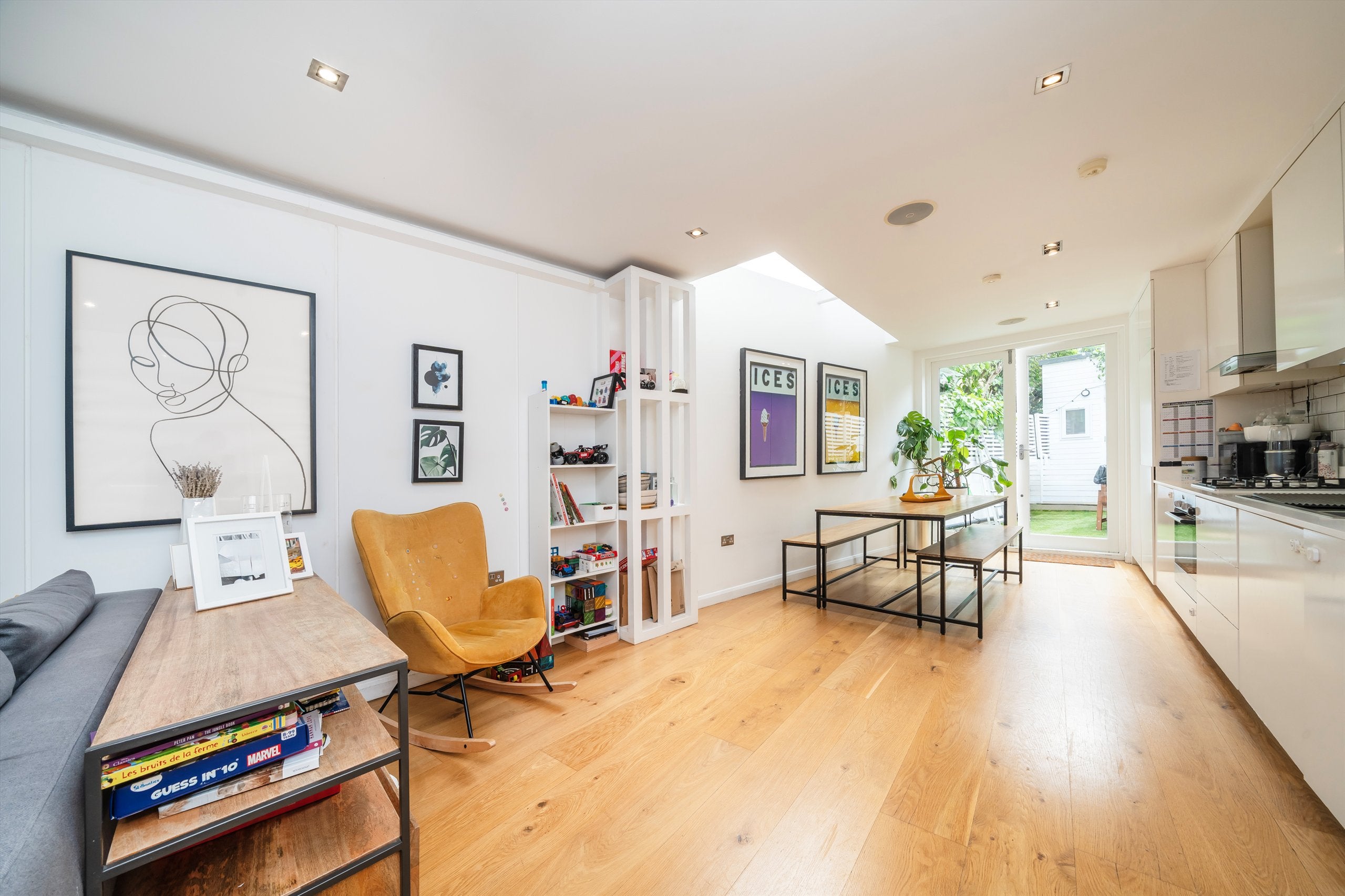 House Lanfrey Place in Greater London