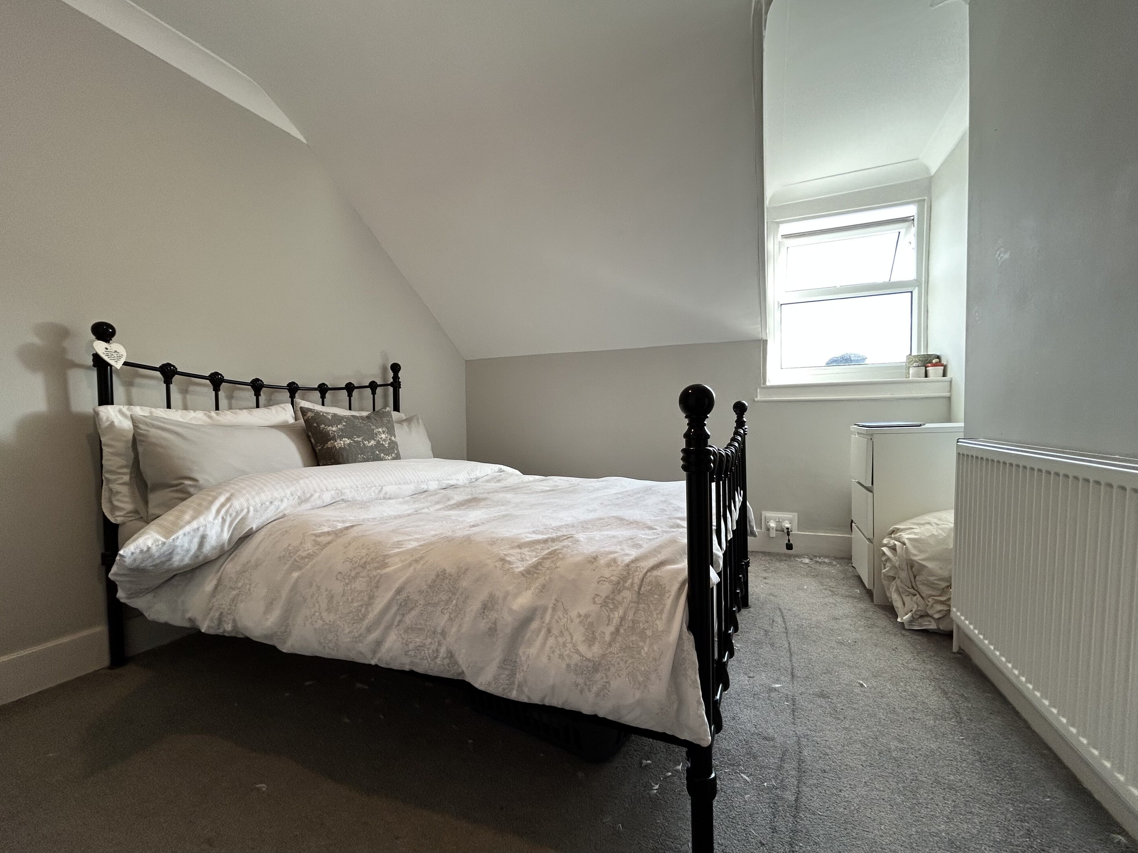 Flat Clifton Road in Worthing