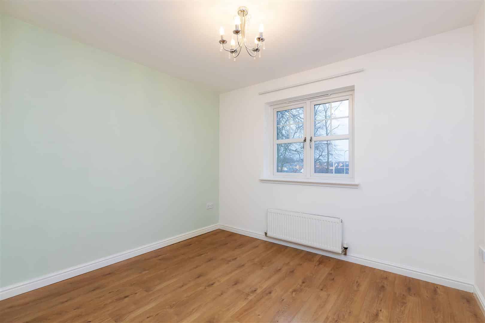 Flat Bothlin Court in Lenzie