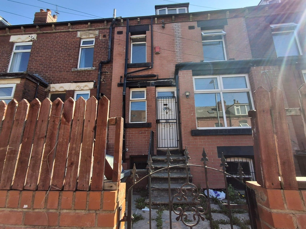 House Broughton Avenue in Leeds