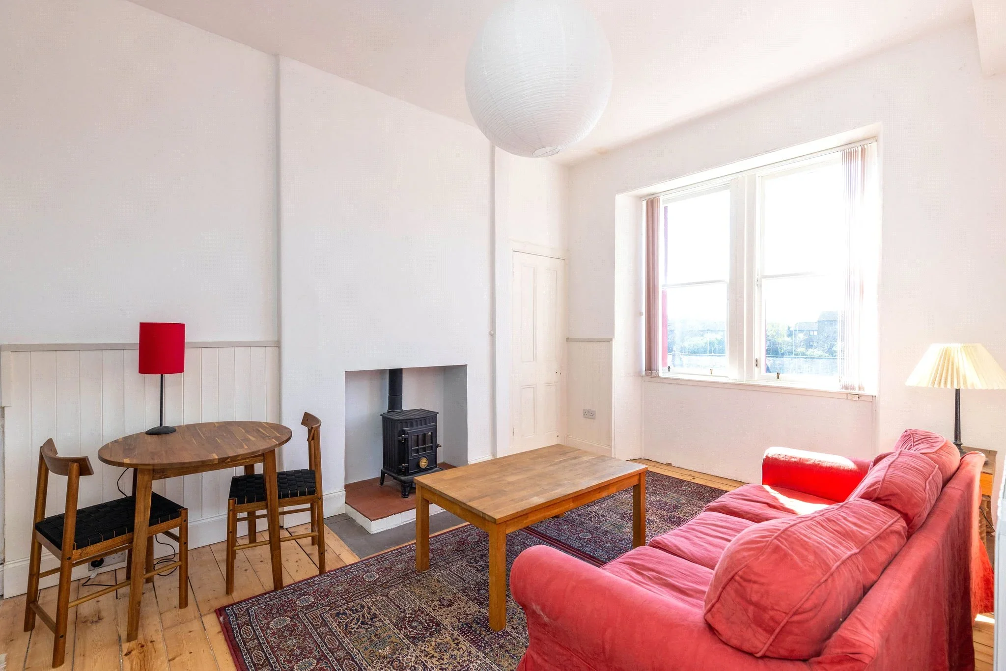 Flat Logie Green Road in City of Edinburgh