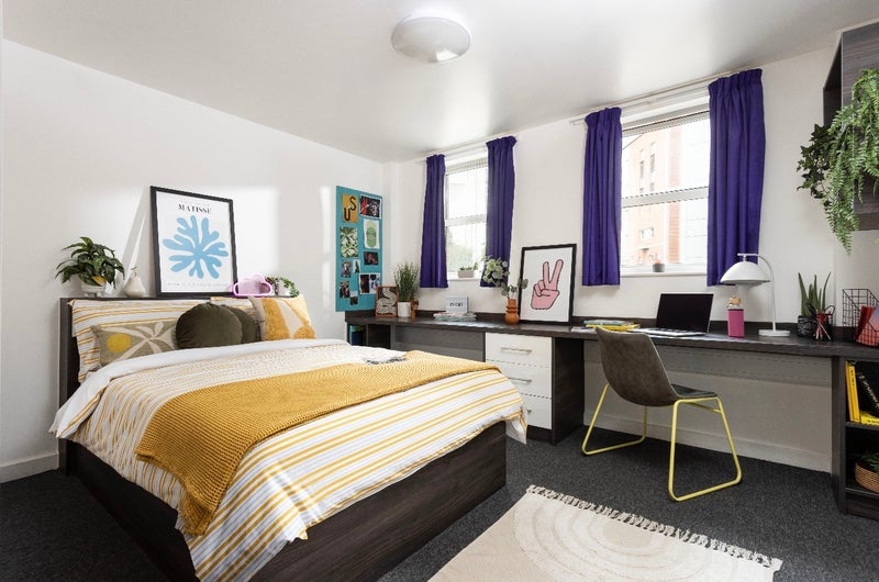 Room Berry Street in Manchester