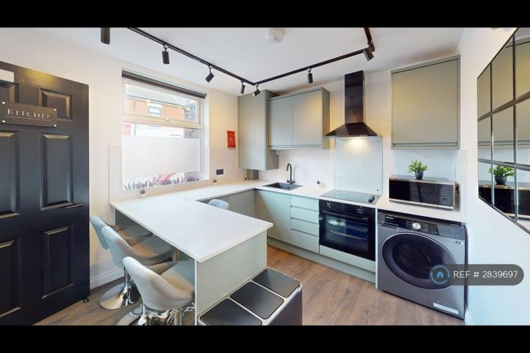 Room Orford Lane in Warrington