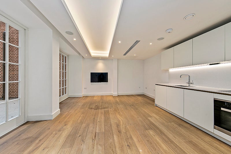 Flat Richmond Hill in Greater London