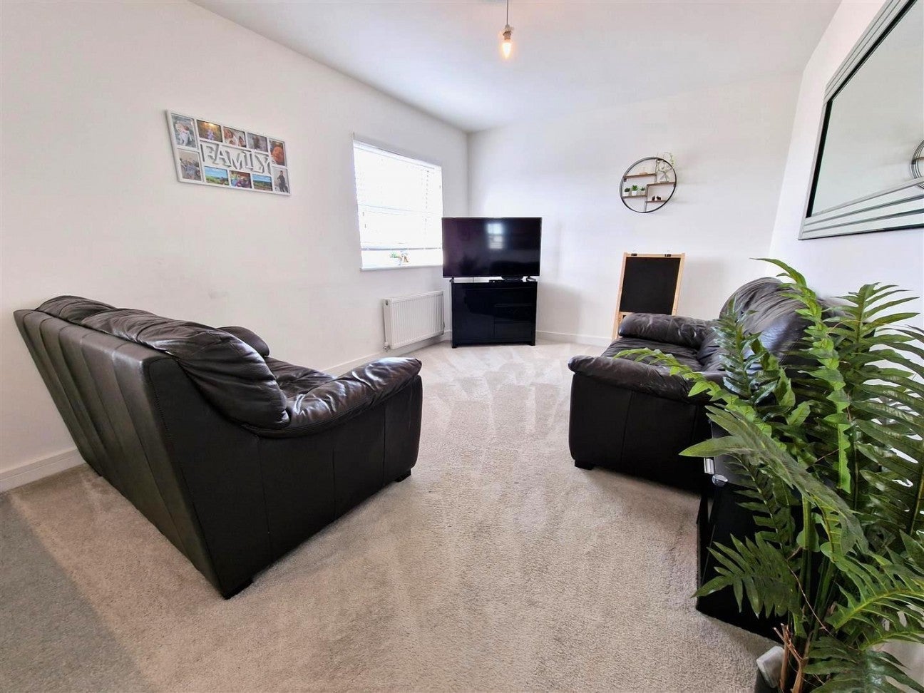 Flat Kangaw Place in Poole