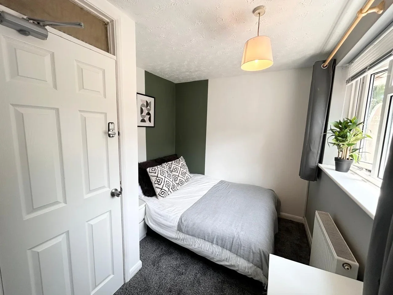 Room Oakwood Drive in Southampton