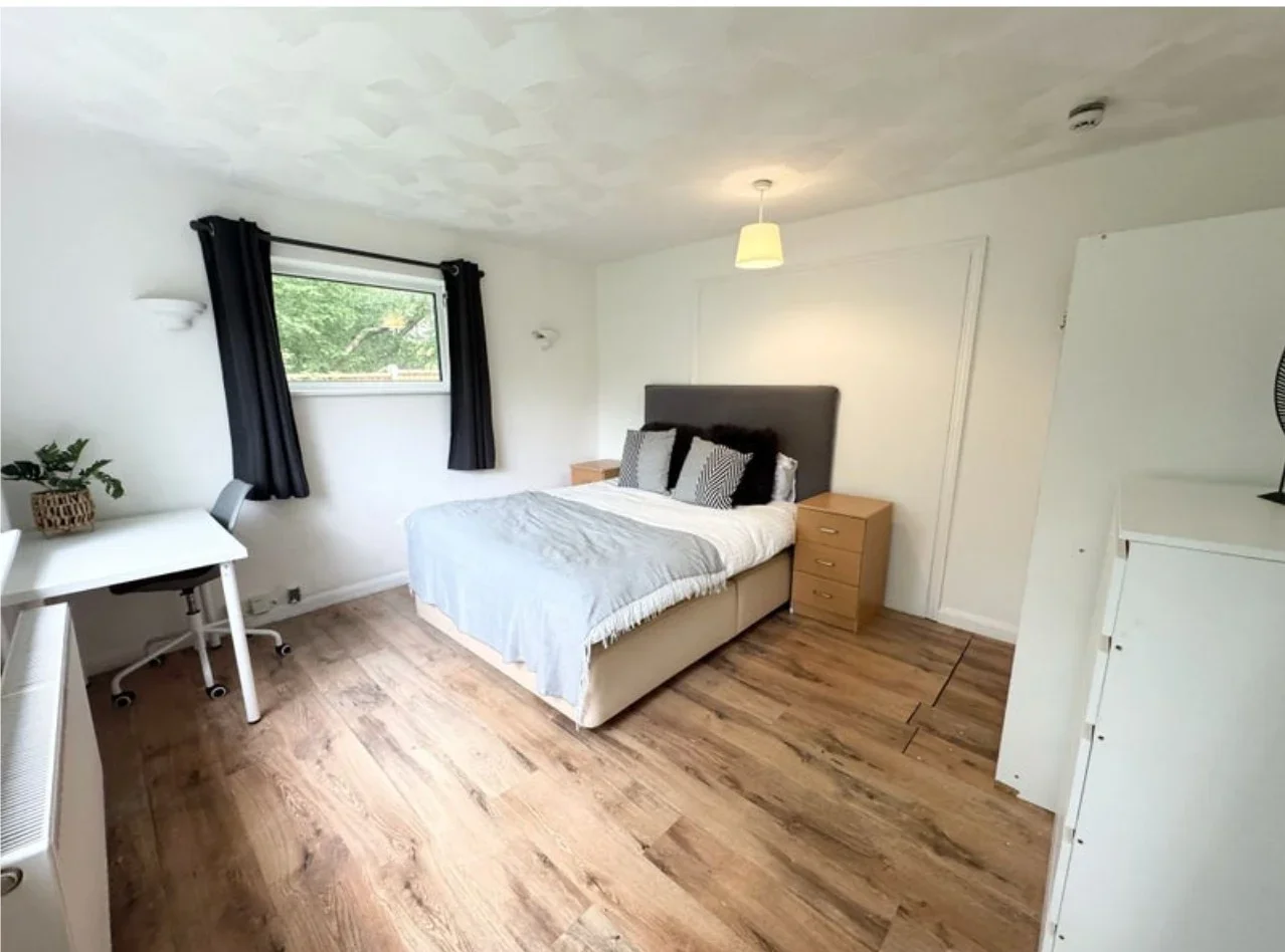Room Oakwood Drive in Southampton