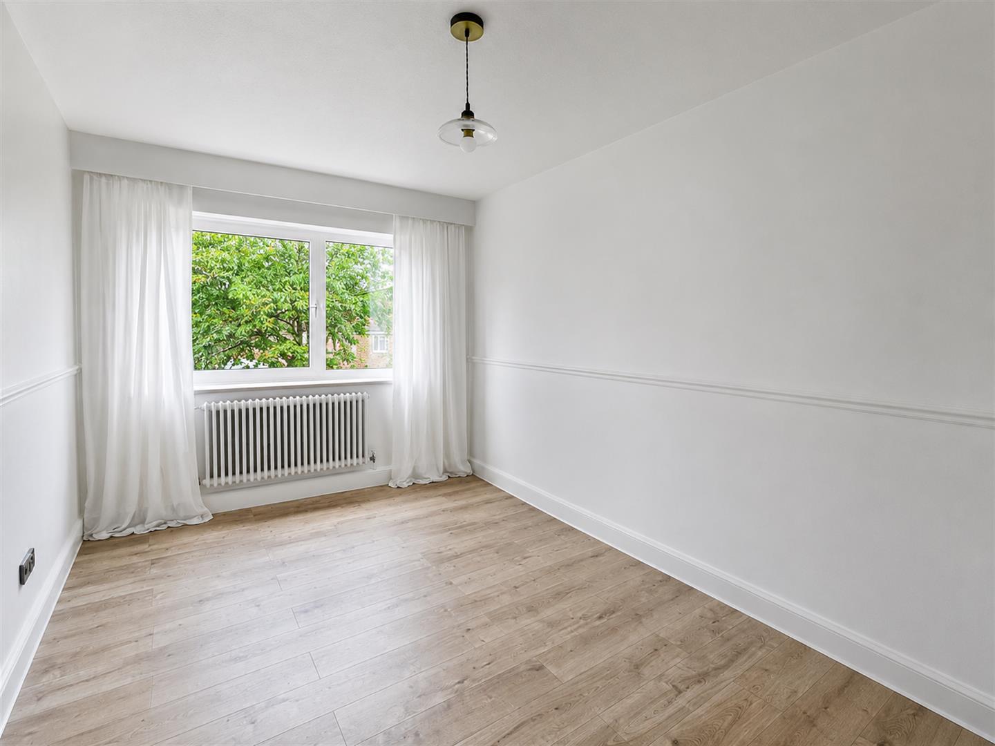 Flat Watermead in Reigate and Banstead