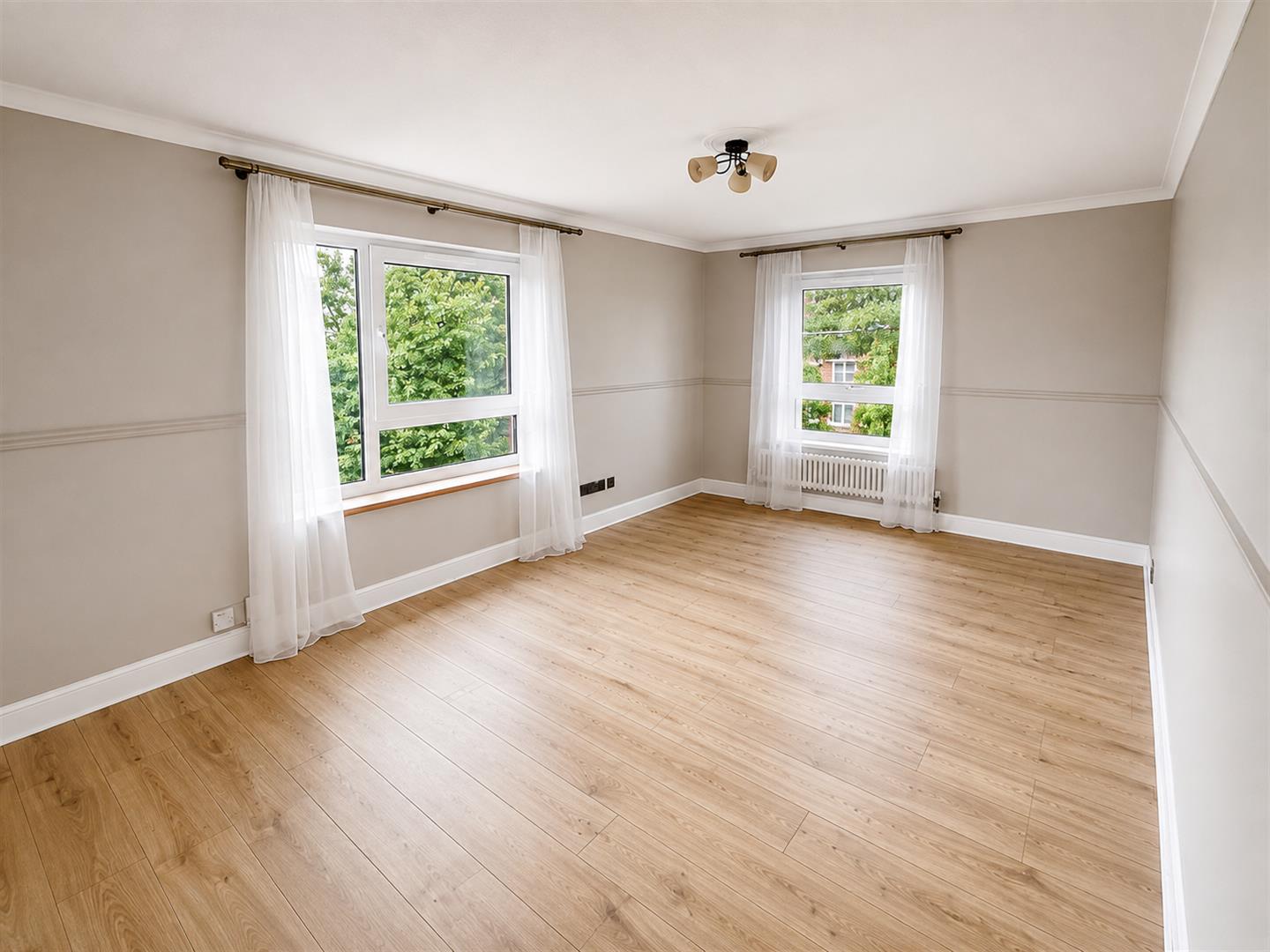Flat Watermead in Reigate and Banstead
