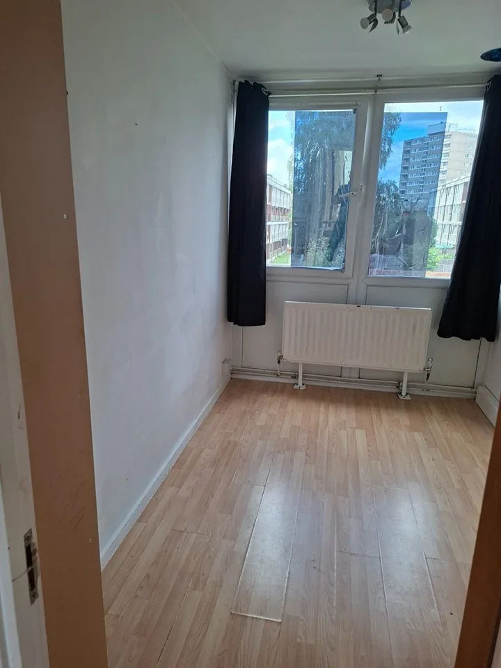Room Ibsley Gardens in Greater London
