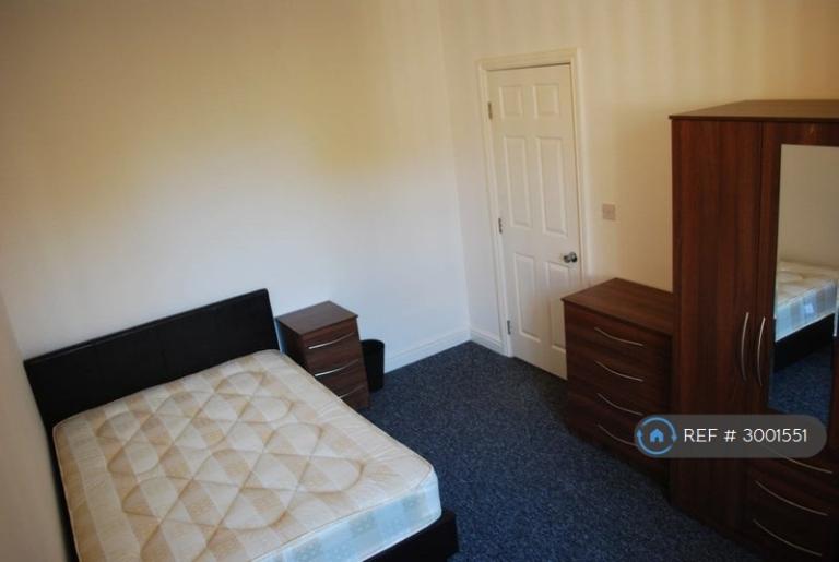 Room Clara Street in Coventry