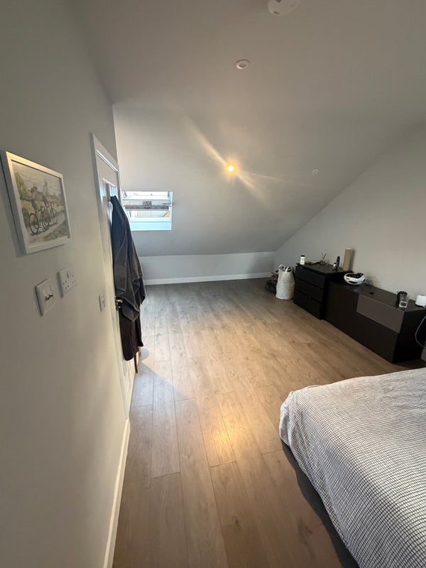 Room Bickley Street in Greater London