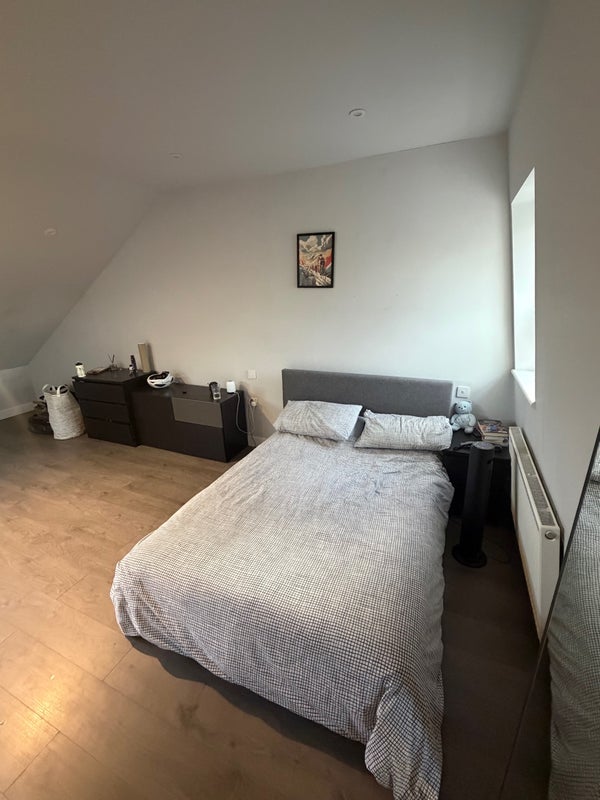 Room Bickley Street in Greater London