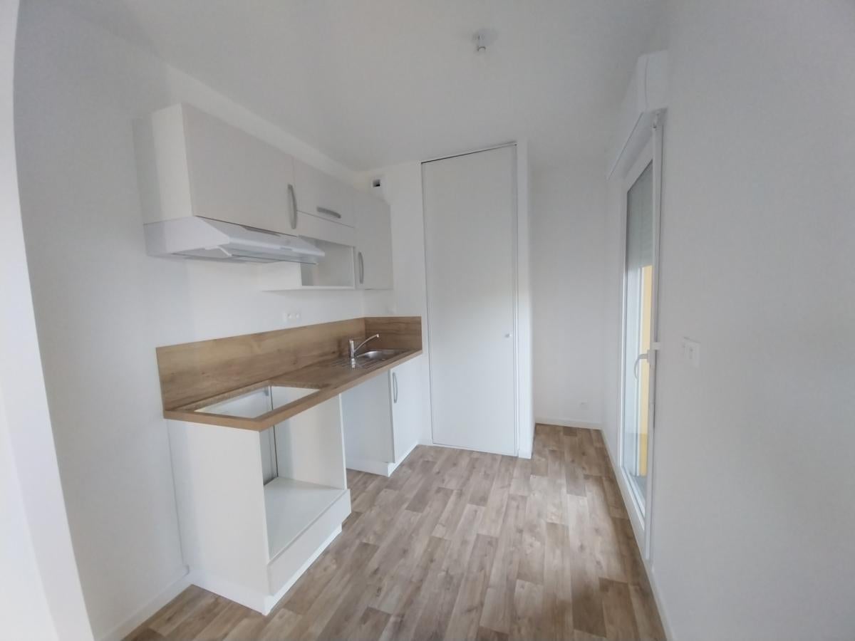 Flat Allée Jacqueline de Romilly in Nantes