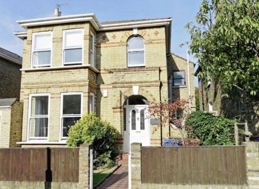 House Elsie Road in Greater London