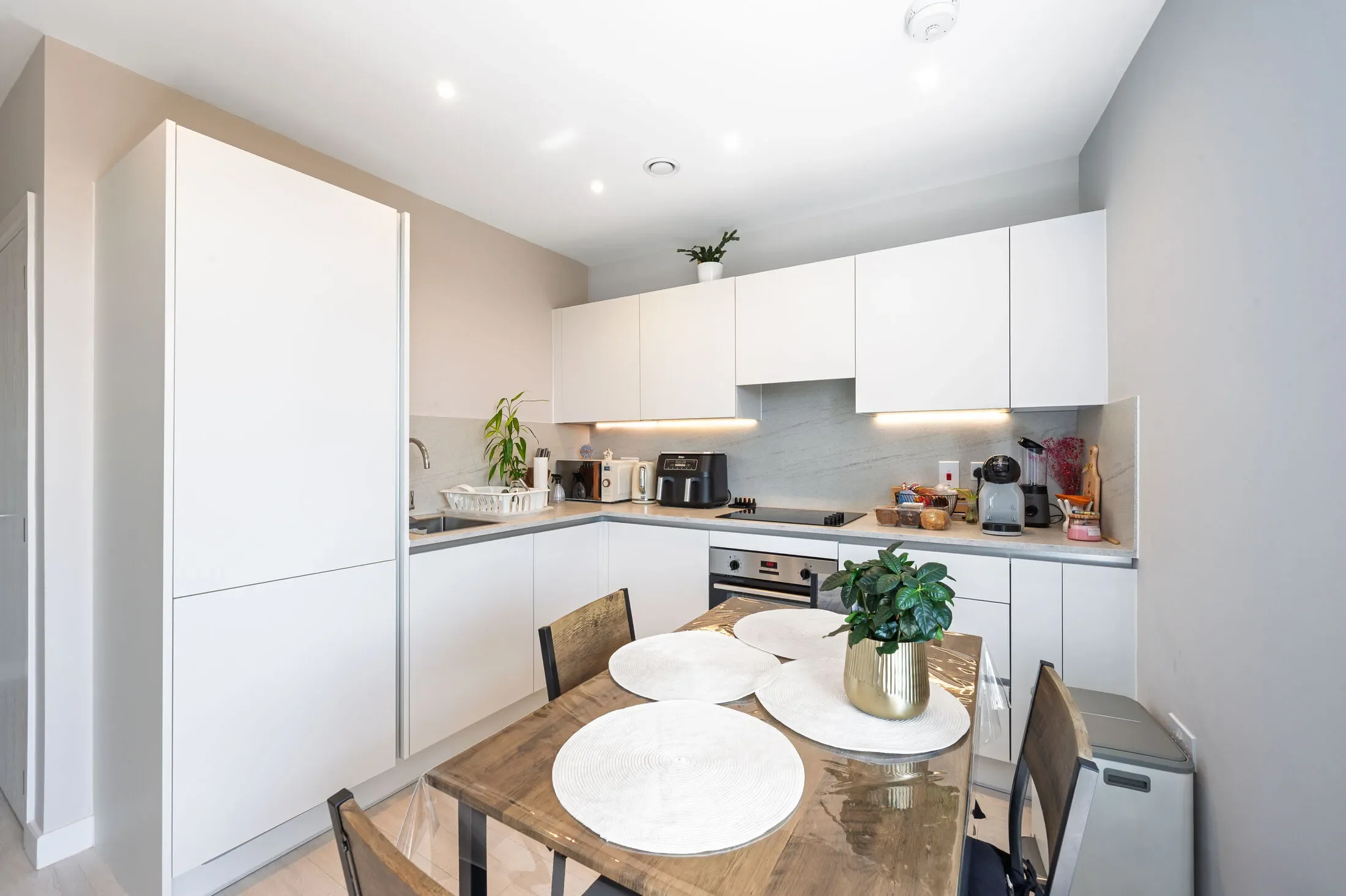Flat Tyrrel Way in Greater London