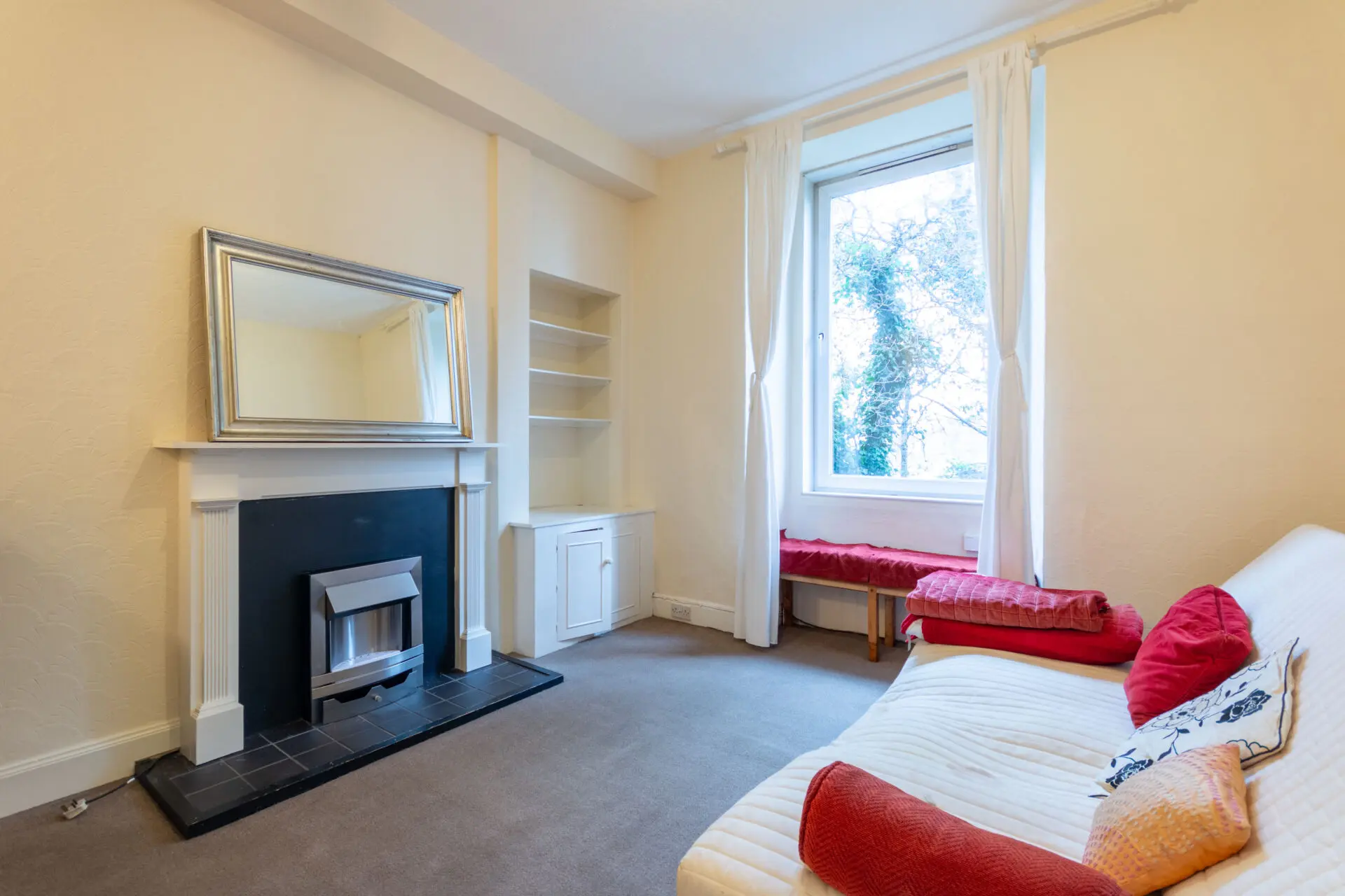 Flat Westfield Road in City of Edinburgh