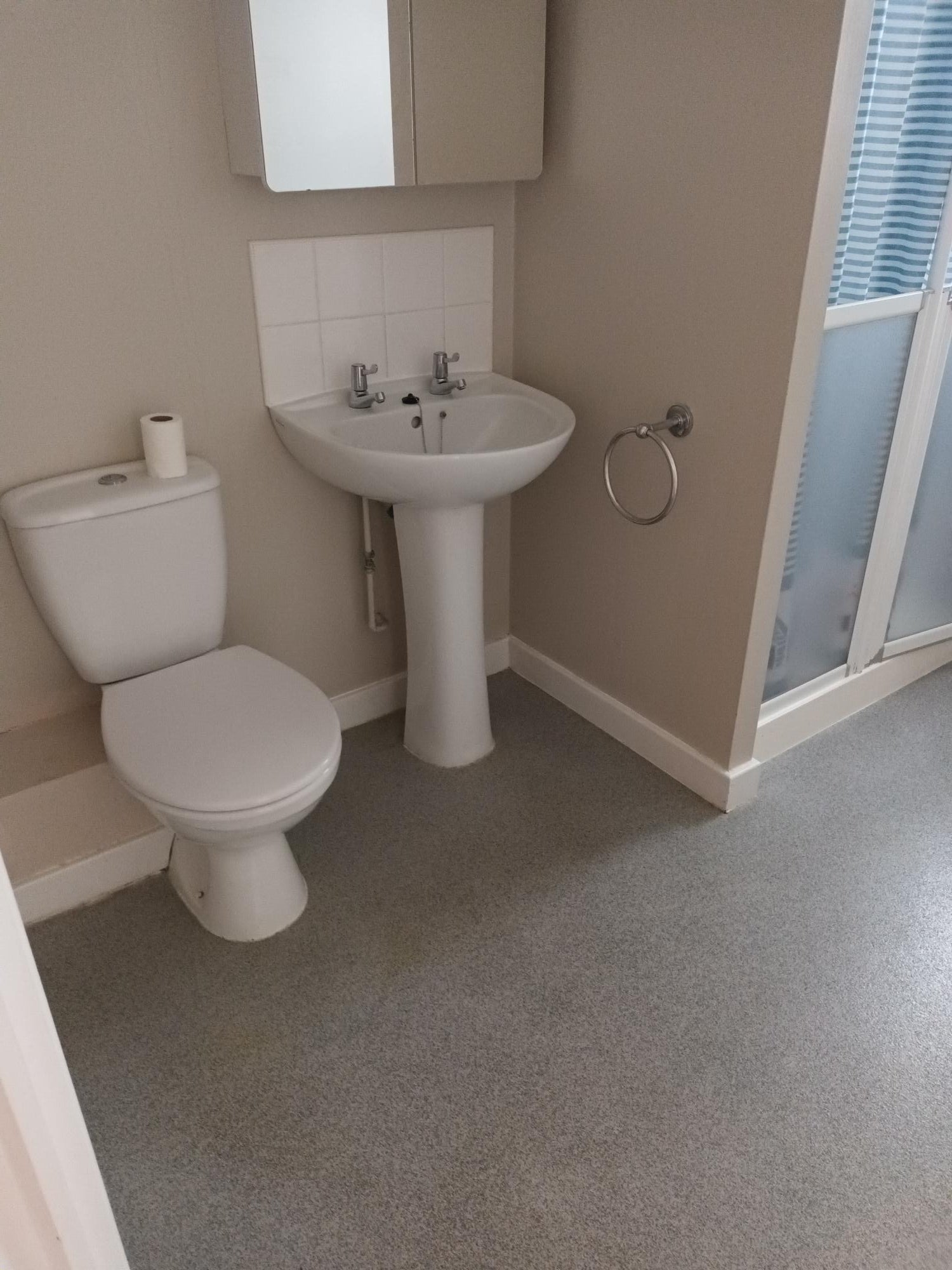 Flat Ronald West Court in Charnwood