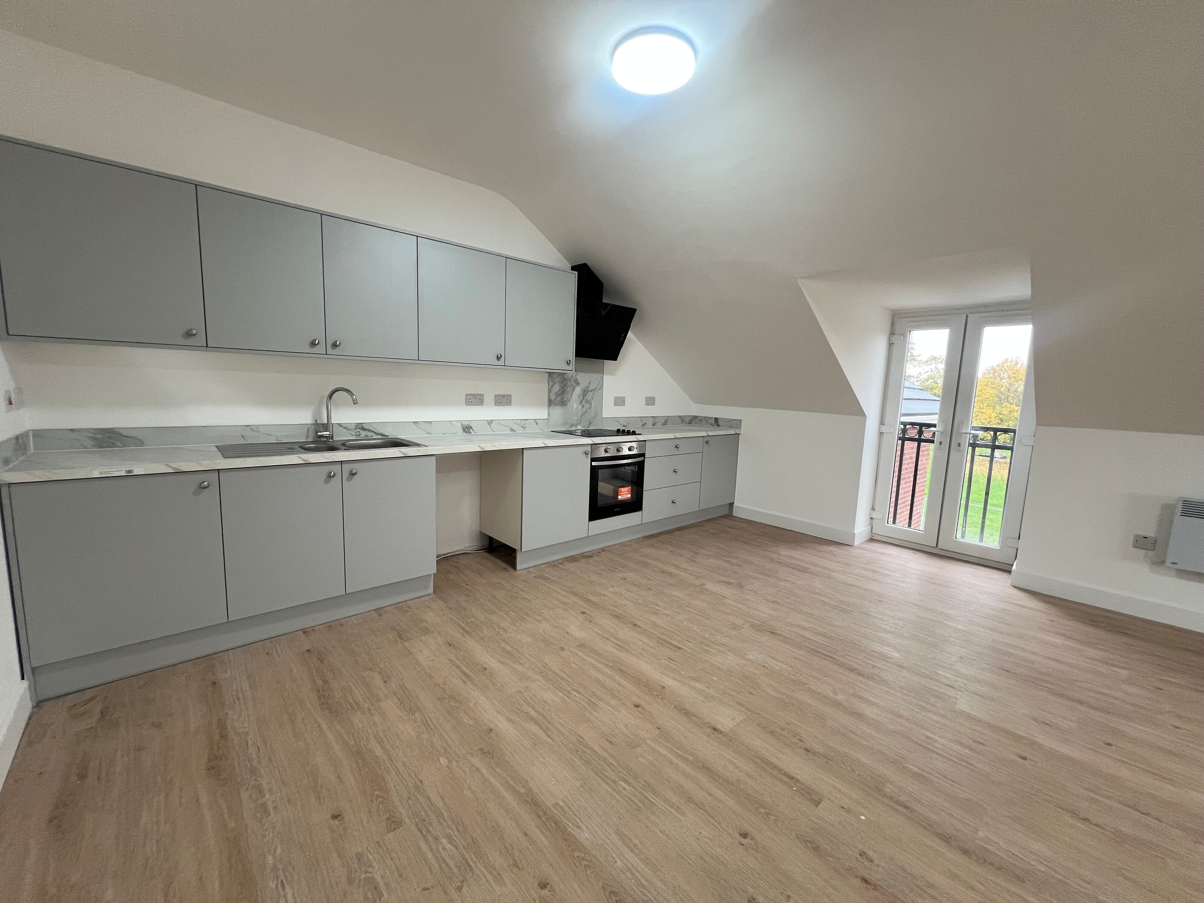 Flat Costers Lane in Redditch