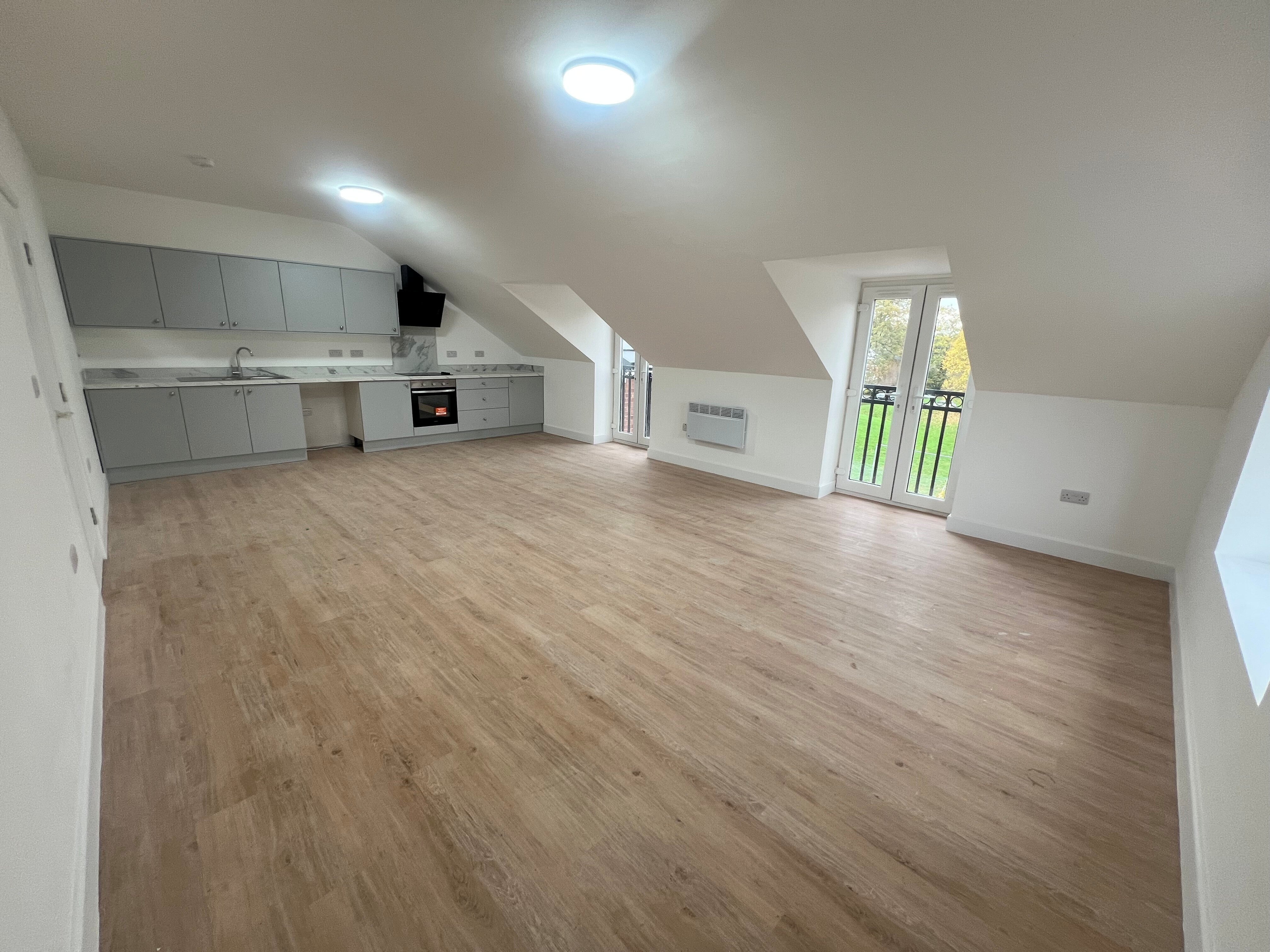 Flat Costers Lane in Redditch