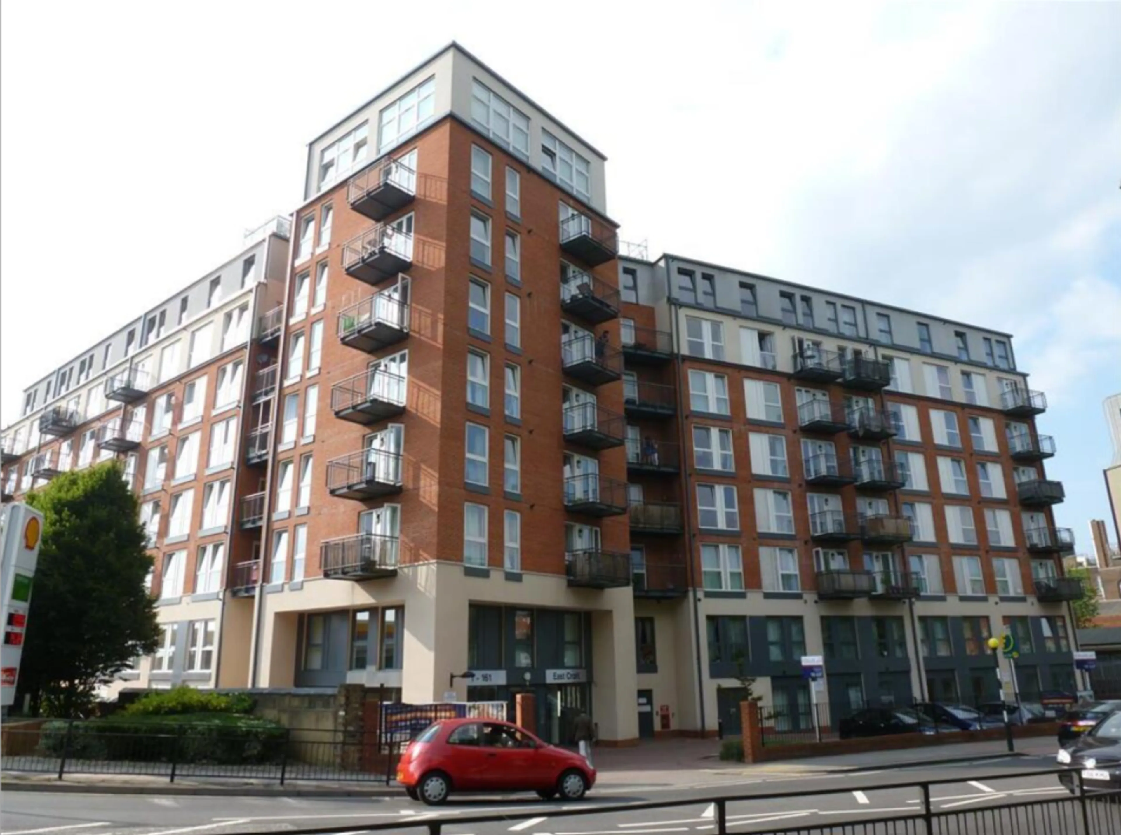 Flat Northolt Road in Greater London
