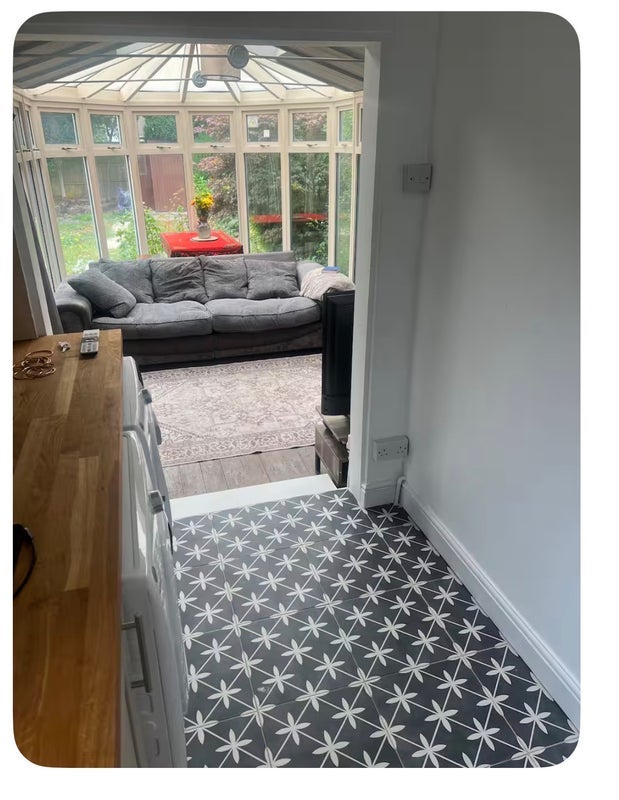 Room Poverest Road in Greater London
