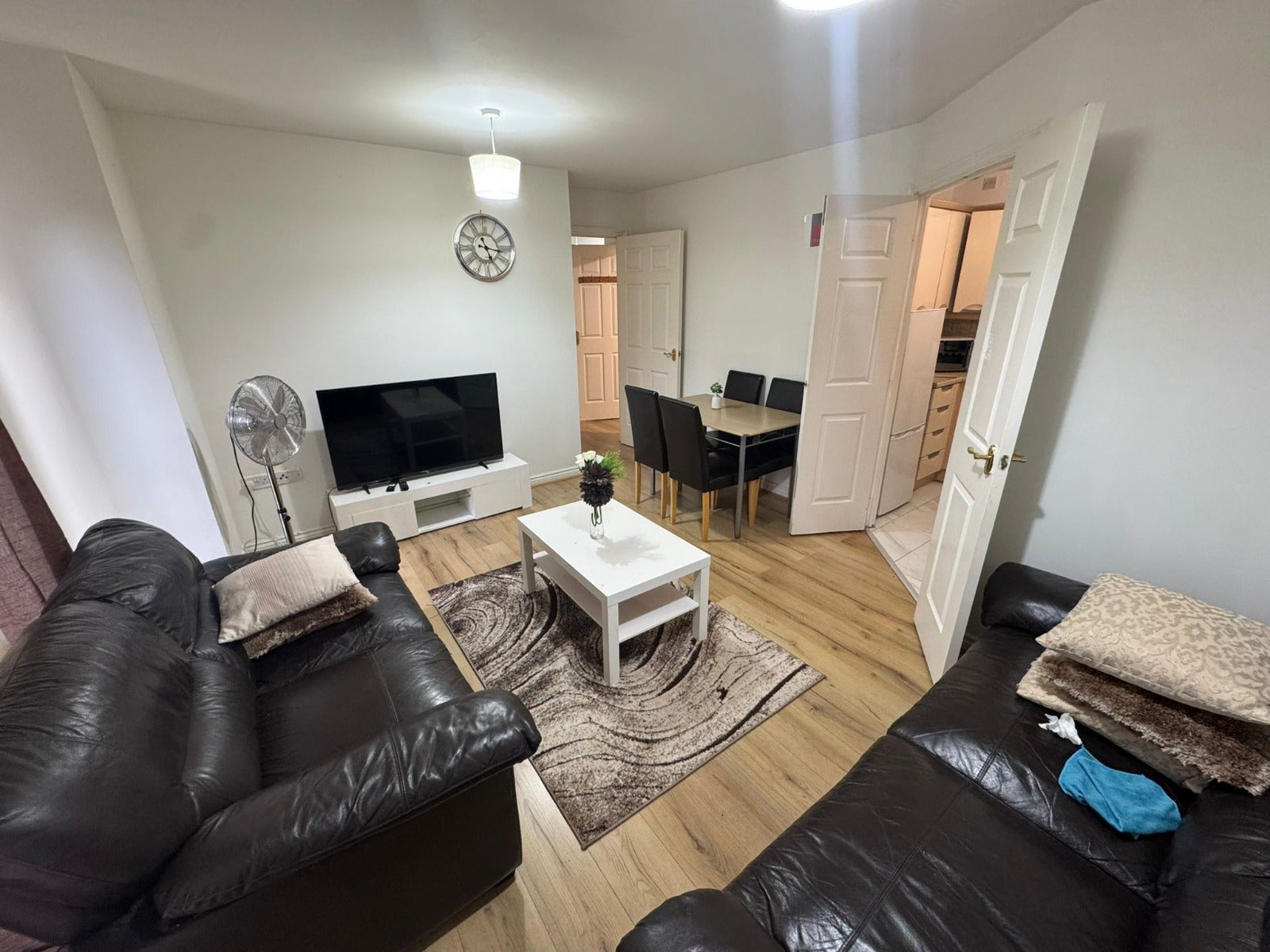 Flat Larch Gardens in Manchester