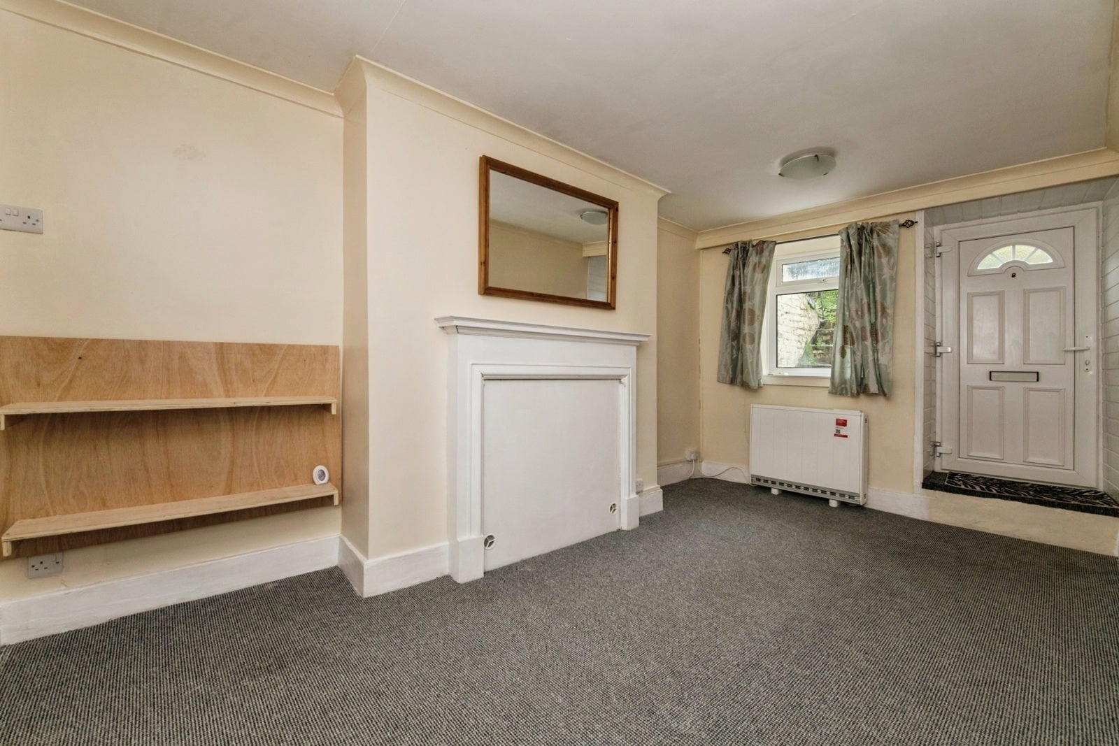 Flat Grosvenor Place in Exeter