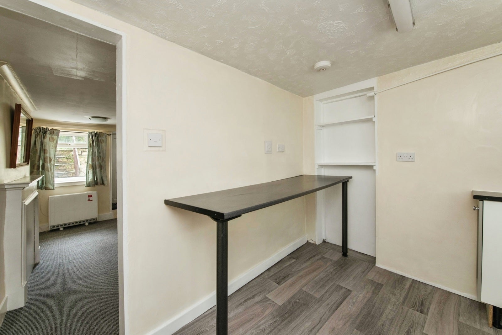 Flat Grosvenor Place in Exeter