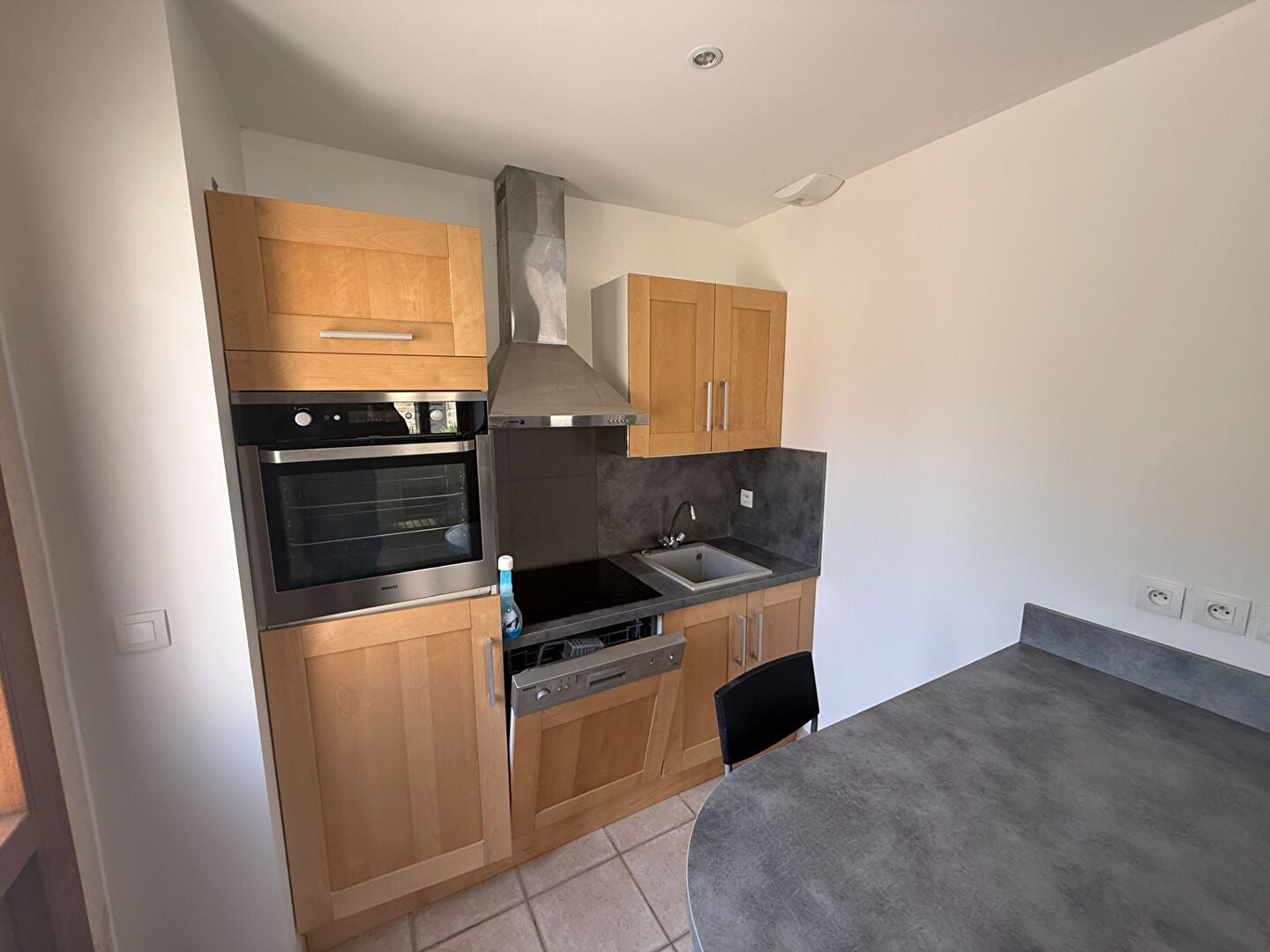 Flat Rue des Fourneaux in Soisy-sur-École