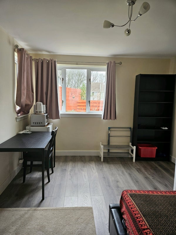 Room Buckstone Bank in City of Edinburgh