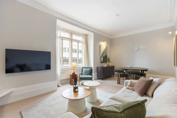 Flat Luxborough Street in City of Westminster